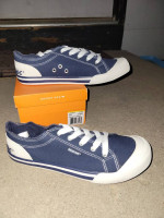 New Womens Rocket Dog Shoes
