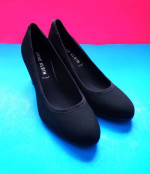 ANNE KLEIN Iflex PumpWomens 3 1/4" Heel Shoes, Black, Fabric, Size 10M