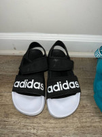 Women’s shoes