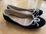 Women flat slip on leather Clark shoes and other shoes in sz 6, 7, 7/8