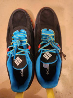 Shoes Mens Low Top Columbia Black 10.5 Sports NEW