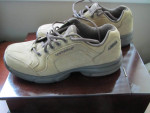 Mens New Balance 627 Sneakers / Shoes- Brown 8.5EEEE