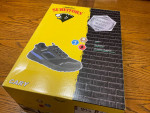 Womens shoes size 9-1/2