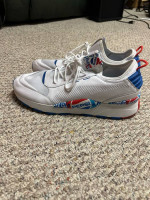 Size 17 pumba pepsi shoes