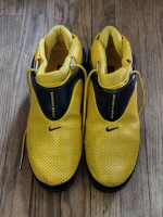 Nike Flight Zoom Size 12 men's shoes Yellow
