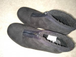 4 pairs of brand new women's shoes, size 5/6