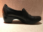 Lady's dress shoes, black, size 9.5N, Clarks brand