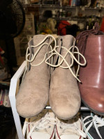 Used women’s Shoes