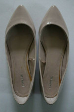 Never Worn Women's Size 6 Express Tan Patent Pointed-Toe Flats Shoes