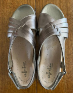 Clark’s Loomis Cassy Women’s Dress Shoes – New – Size 6M