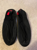 Surf Moc Men’s Black Water Shoes *New*