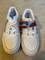 SOHO Women’s Leather Athletic Shoes *New*