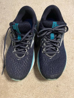 Ladies Brooks Shoes