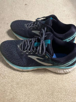 Ladies Brooks Shoes