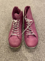 Women's Shoes - Sizes 6-7