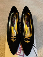 Women’s Leather Dress Shoes **New**