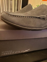 Men's Shoes 10.5 - Brand New