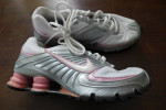 Used Nike Shox Livestrong Women’s Running Shoes Size 8 Gray/Pink/White