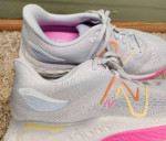 New Balance shoes fresh foam 880. Pink white. Size 9. New!