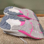 New Balance shoes fresh foam 880. Pink white. Size 9. New!