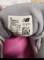 New Balance shoes fresh foam 880. Pink white. Size 9. New!