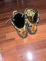 versace shoes