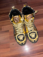 versace shoes