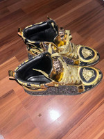 versace shoes