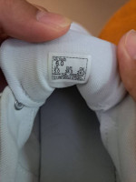 white vans shoes
