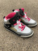 Jordan Spizike shoes size 8.5 women / 7 Youth