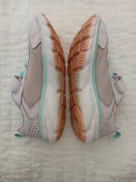 Girls Youth Size 2 Under Armor Shoes in great condition