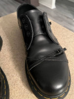 Doc Dr Martens 1461 Bow Womens Size 9 shoes