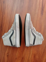 Vans Unisex High-Top Shoes Men Size 4 / Women Size 5.5 great condition