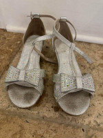 Girls silver sparkle dress shoes with heel size 2