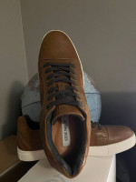 Men’s shoes size 12