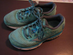 Size 6 Women's Mizuno shoes - Lot #264c - socmom