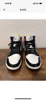 Nike Jordan 1 Mid SE Cyber Active Fuchsia Size 8.5 Shoes 2020