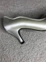 Women’s white wedding or formal shoes, dyeable, Size 6.5