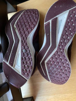 Snazzy Womens Shoes (size 7)