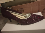 Women's shoes