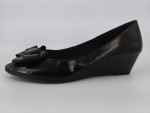 Life stride soft system Women’s Black Shoes with bow