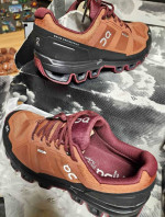 New & Rare OnCloud Waterproof Shoes