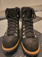 Women's Shoes - Sorel, Betsy Johnson, Nike, Inc.