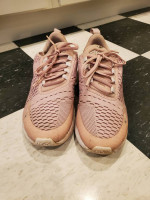Women's Shoes - Sorel, Betsy Johnson, Nike, Inc.