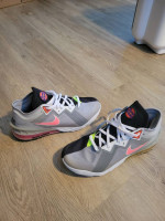 Lebron Size 10 Nike Basketball Shoes - Space Jam Tune Squad