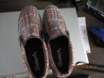 SKECHERS SHOES