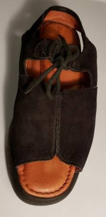 Stylish and Comfortable Women's Shoes Size 9.5 0