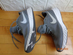 Nike mens running shoes