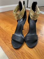 Women’s shoes