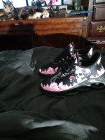 Women's size 8 beautiful skeleton shoes